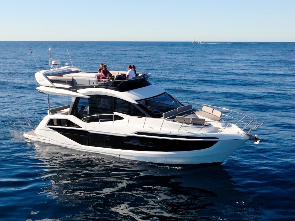 Galeon 480 Fly