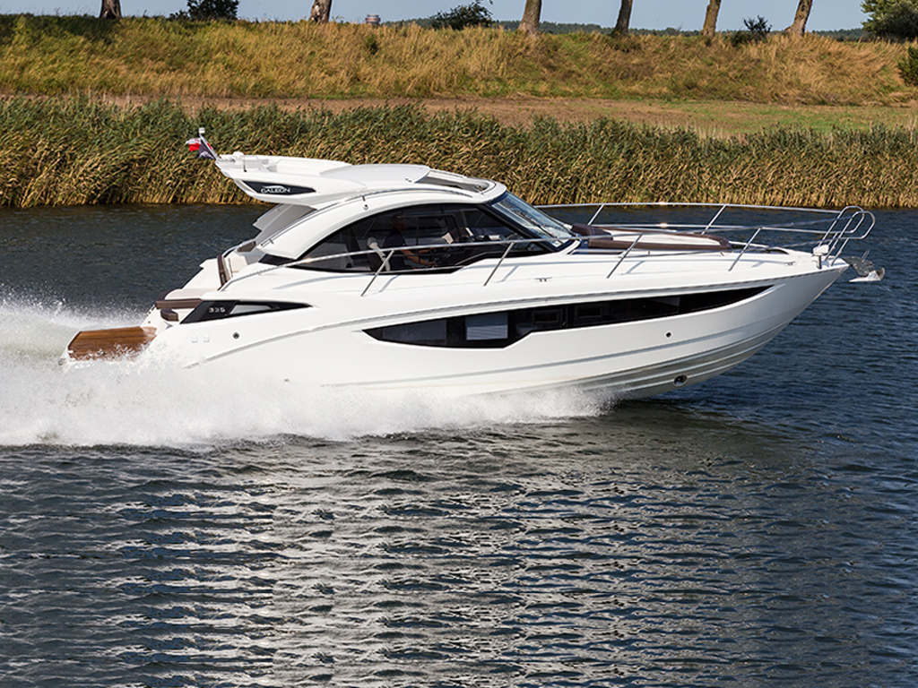 Galeon 335 HTS