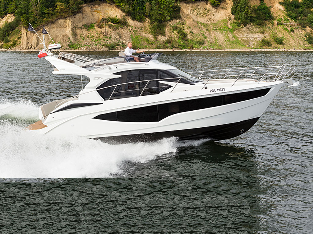 Galeon 360 Fly