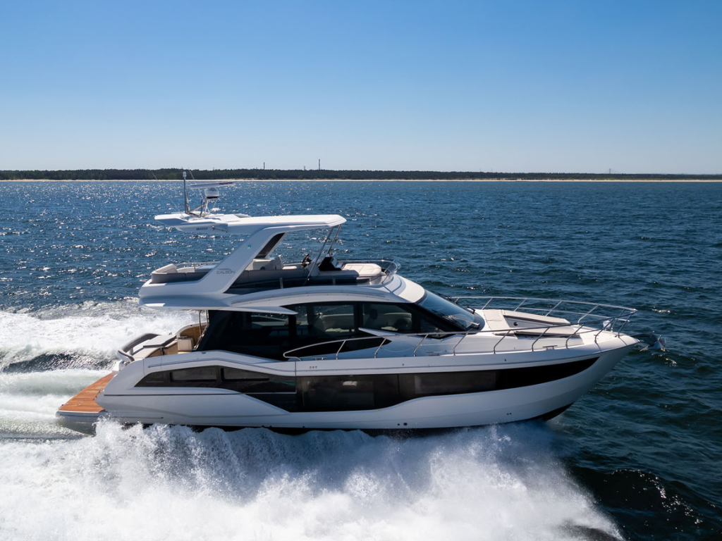 Galeon 500 Fly